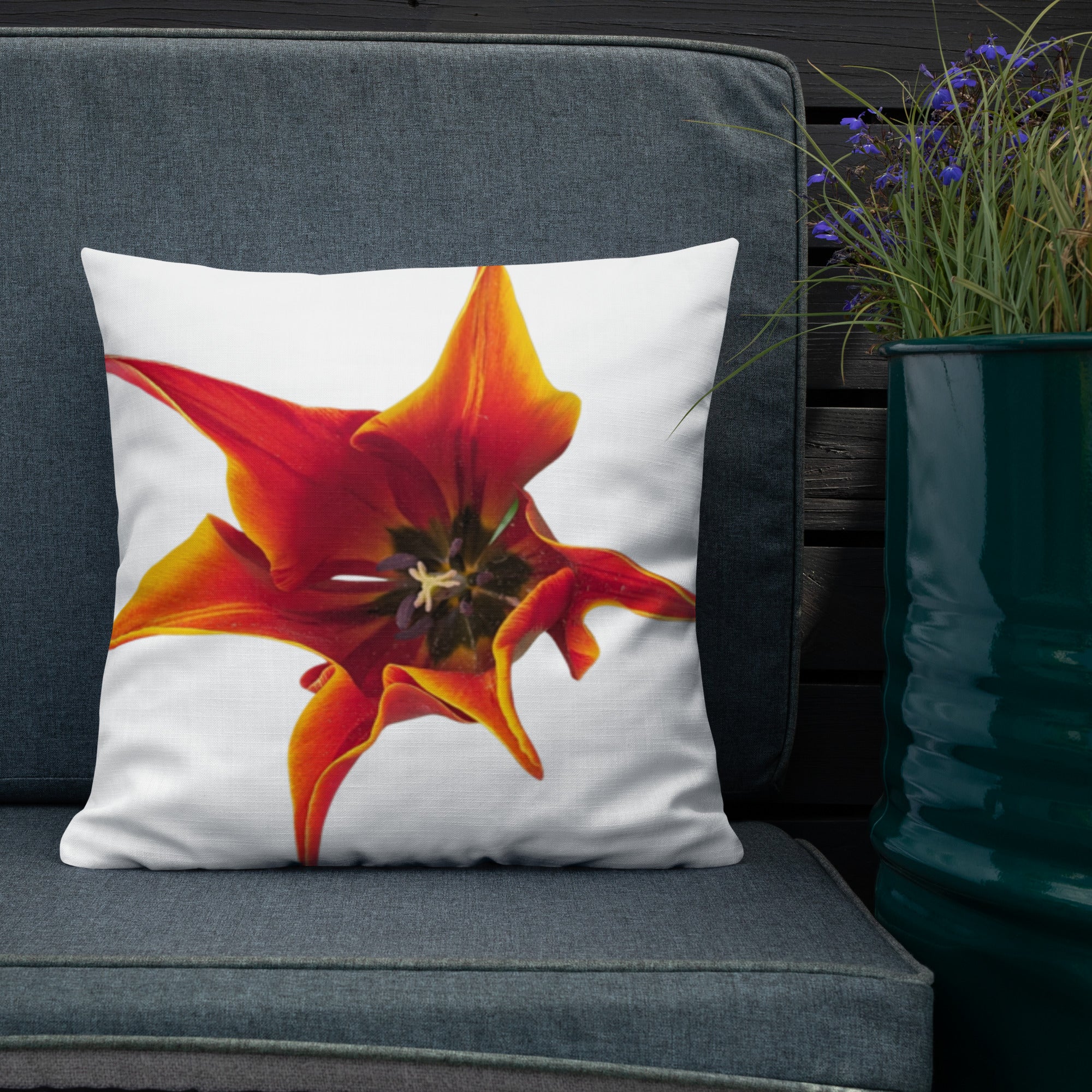 Lily Premium Pillow