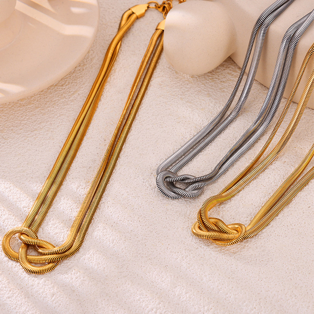 Titanium Steel Knot Necklace - Tote and Lounge