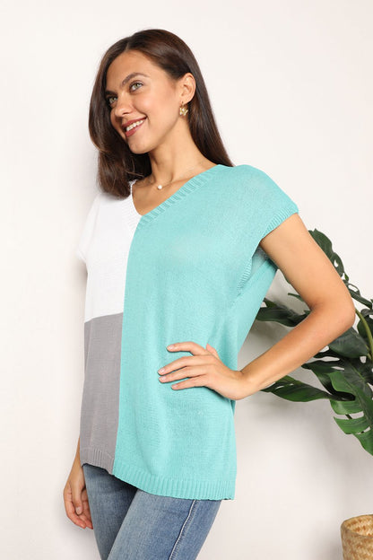 Color Block V-Neck Knit Top - Tote and Lounge