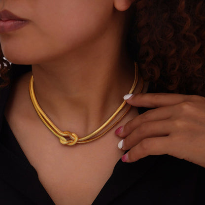 Titanium Steel Knot Necklace - Tote and Lounge
