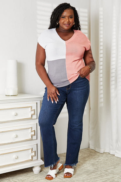 Color Block V-Neck Knit Top - Tote and Lounge
