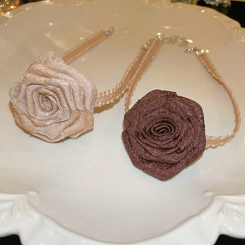 3D Rose Alloy Buckle Necklace - Tote and Lounge